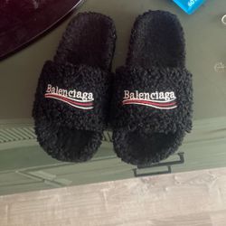 Balenciaga Slides 