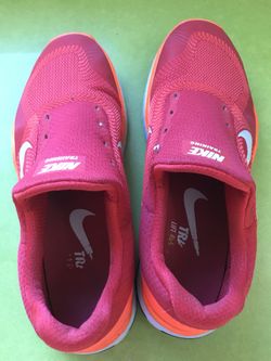 Men’s NIKE Sneakers Size 11.5