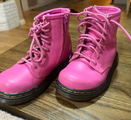 TODDLER GIRL DOC MARTENS