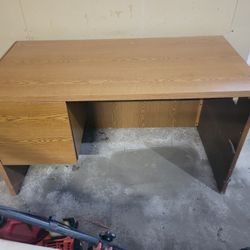 Oak Laminate Desk