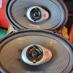 Car Audio 6x9 3 Way Speakers Kenwood KFC - c6893ps 
Impedance 4 ohms
Peak power 240 watts
RMS 80 watts