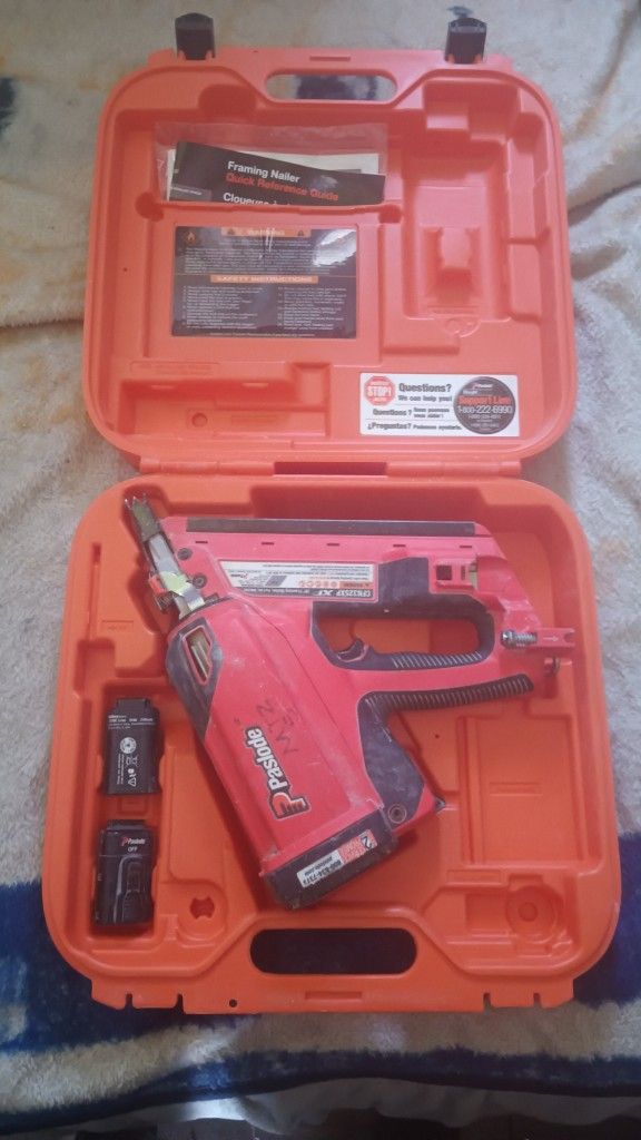 Paslode CFN325XP 30° Cordless Framing Nailer