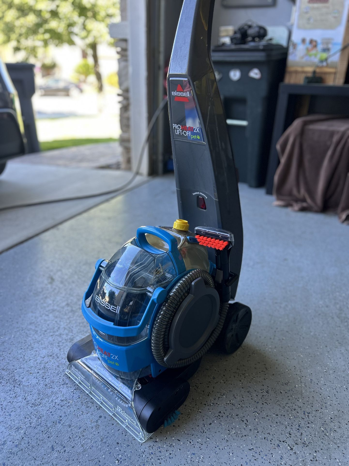 BISSELL ProHeat 2X LiftOff Pet Carpet Cleaner