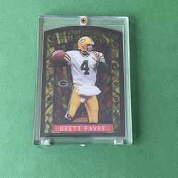 1997 Brett Favre Topps Gallery Of Heroes #GH10