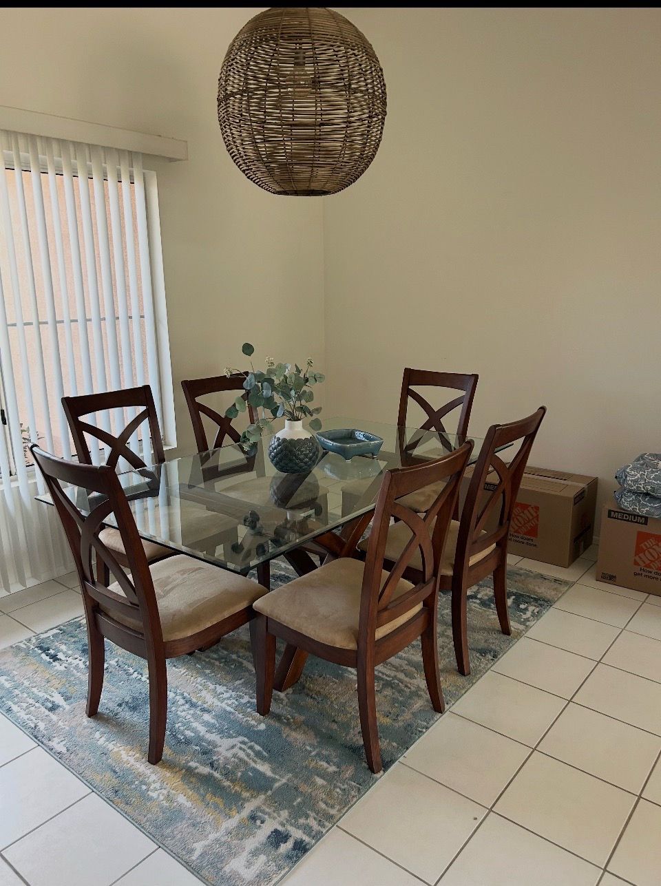 Dining room glass table and 6 chairs
