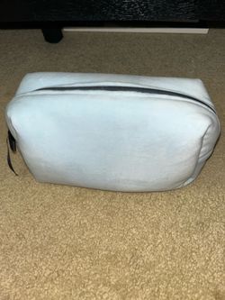 Blue bow makeup bag