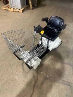 Assisted shopping cart