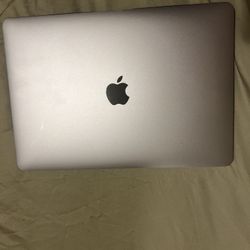 MacBook Pro (13-inch, 2019, Two Thunderbolt 3 ports)