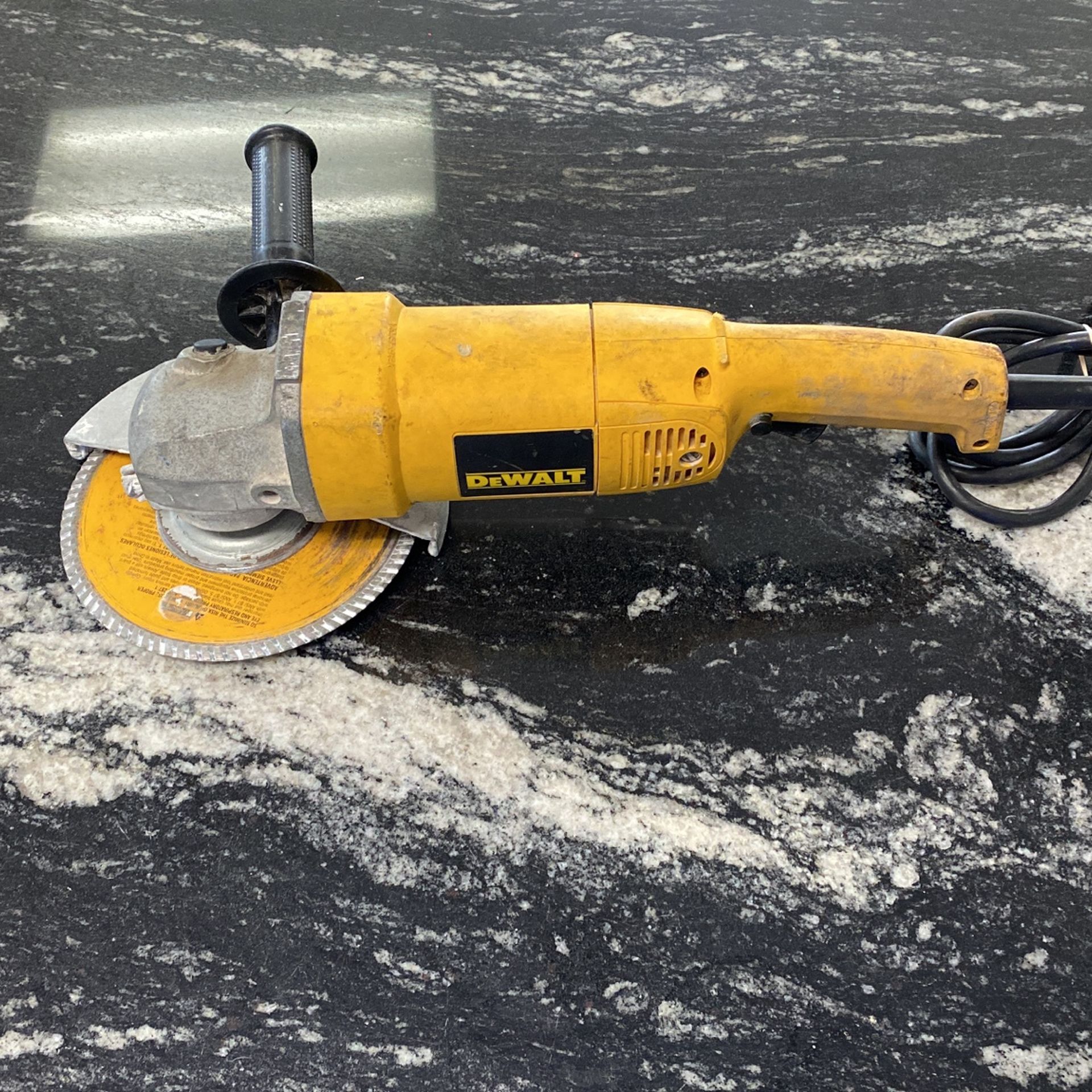 DeWALT 7” Angle Grinder DW840