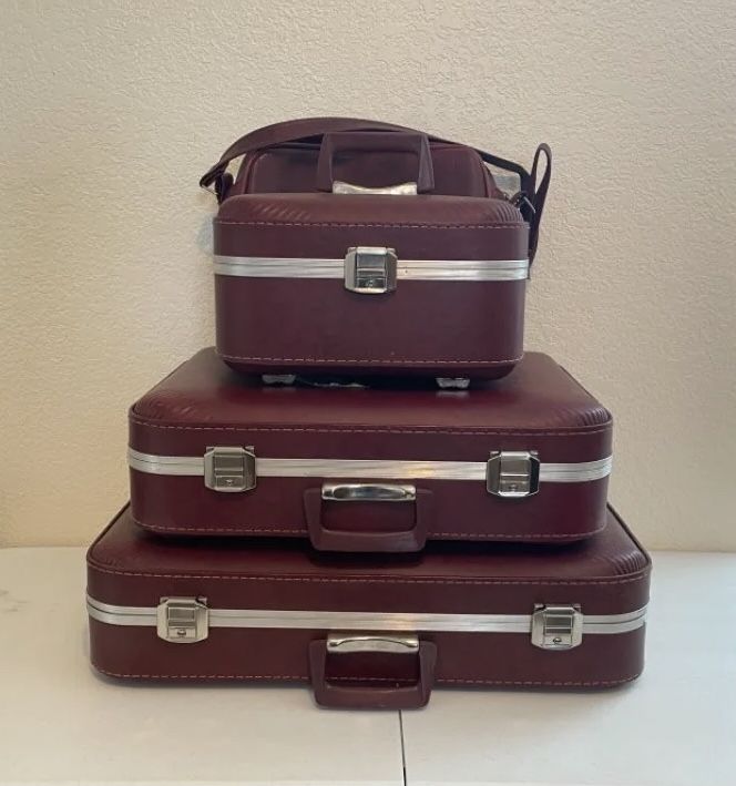 Traveling Vintage Suite Cases