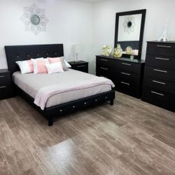 Complete Bedroom Set – Modern Style – Delivery Available