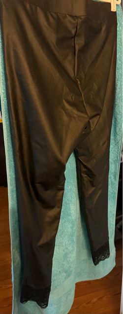 Torrid faux leather w/ lace capris