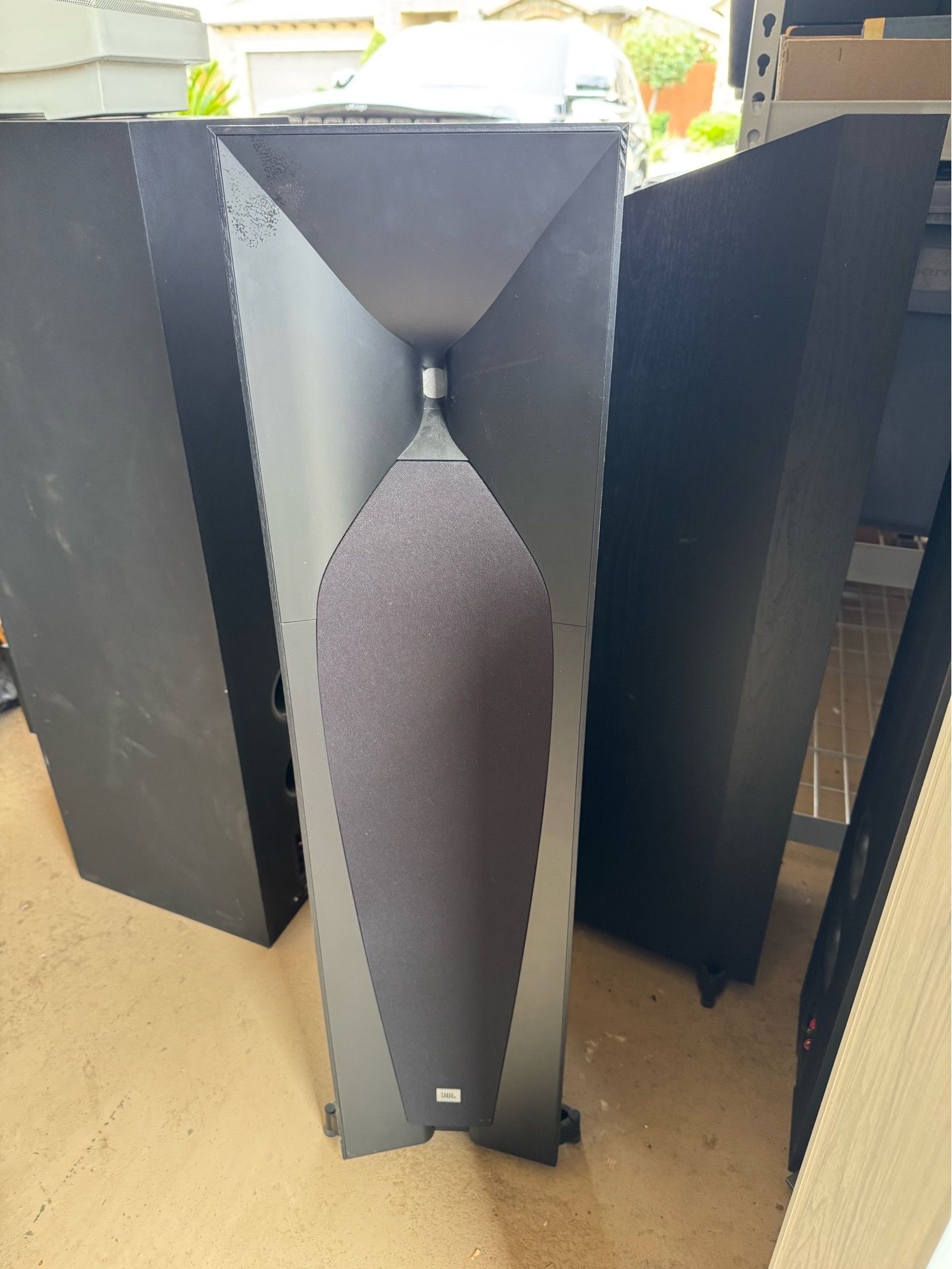 JBL Studio 580 Floor Standing Speakers