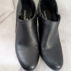 Rialto Boots Size 9