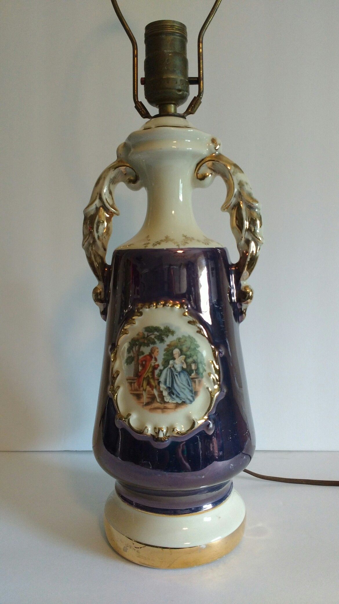 Vintage Victorian "George & Martha Washington" Handpainted Table Lamp