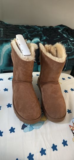 ugh with bow size 10