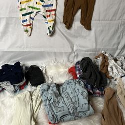 New Born Baby Clothes And Baby Swaddles