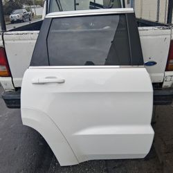 Jeep Grand Cherokee SRT Rear Door 