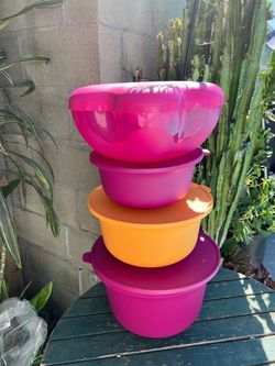 Set de Tazones y Botanero de Tupperware