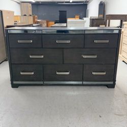 Eric Church Highway to Home Black 8 Drawer Dresser with Mirror Trim