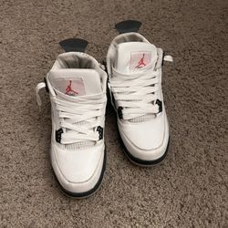 Jordan 4 