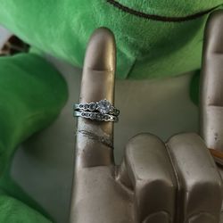 Wedding Ring Set
