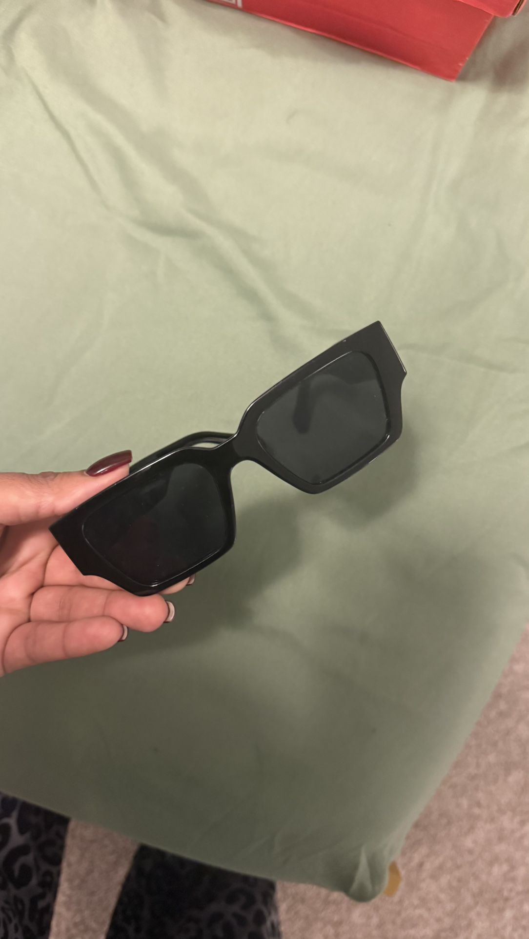 Off White Sunglasses