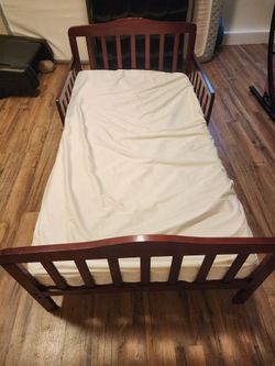 toddler bed frame and mattress