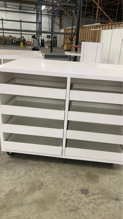 Store drawers