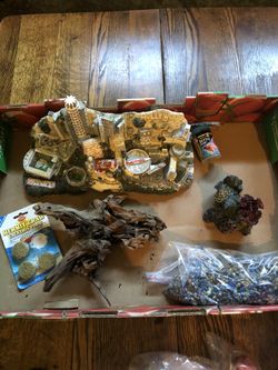 Multiple fish supplies and decor