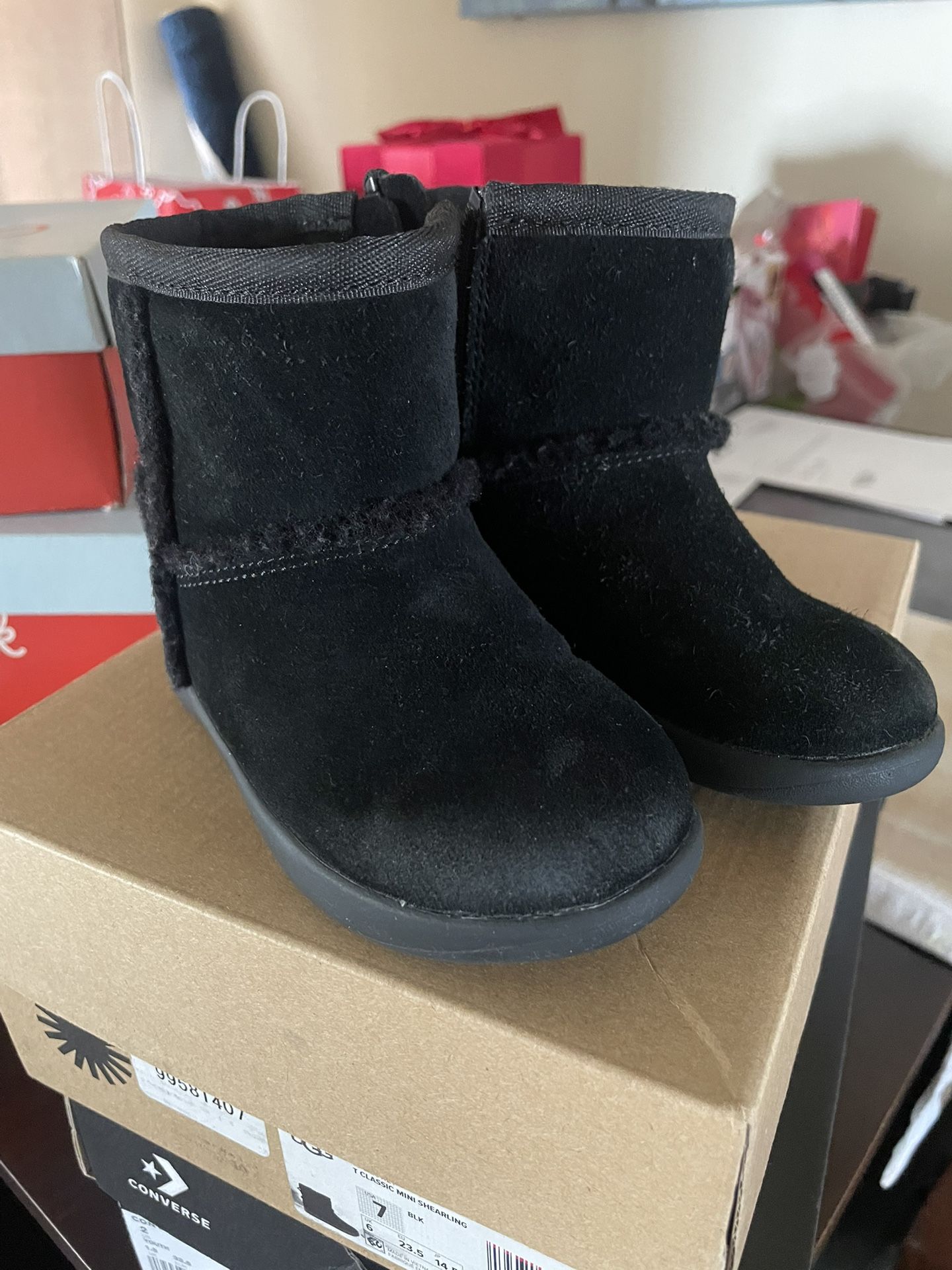 Toddler Girls Ugg Boots