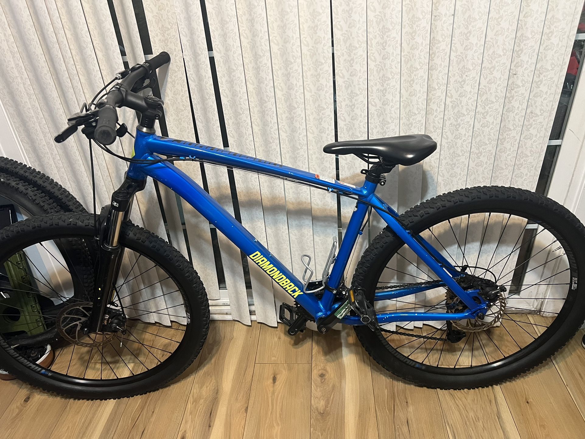 Diamondback Overdrive Mountain Bike