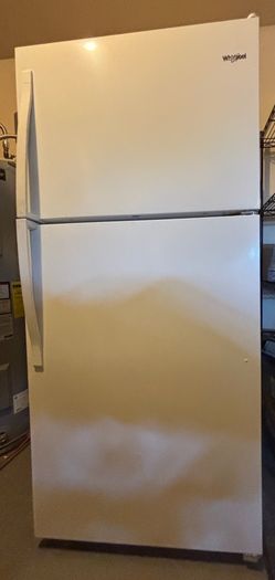 Whirlpool top-freezer refrigerator