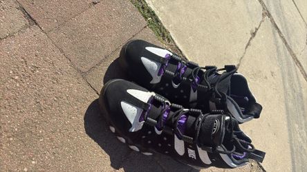 Nike Airs