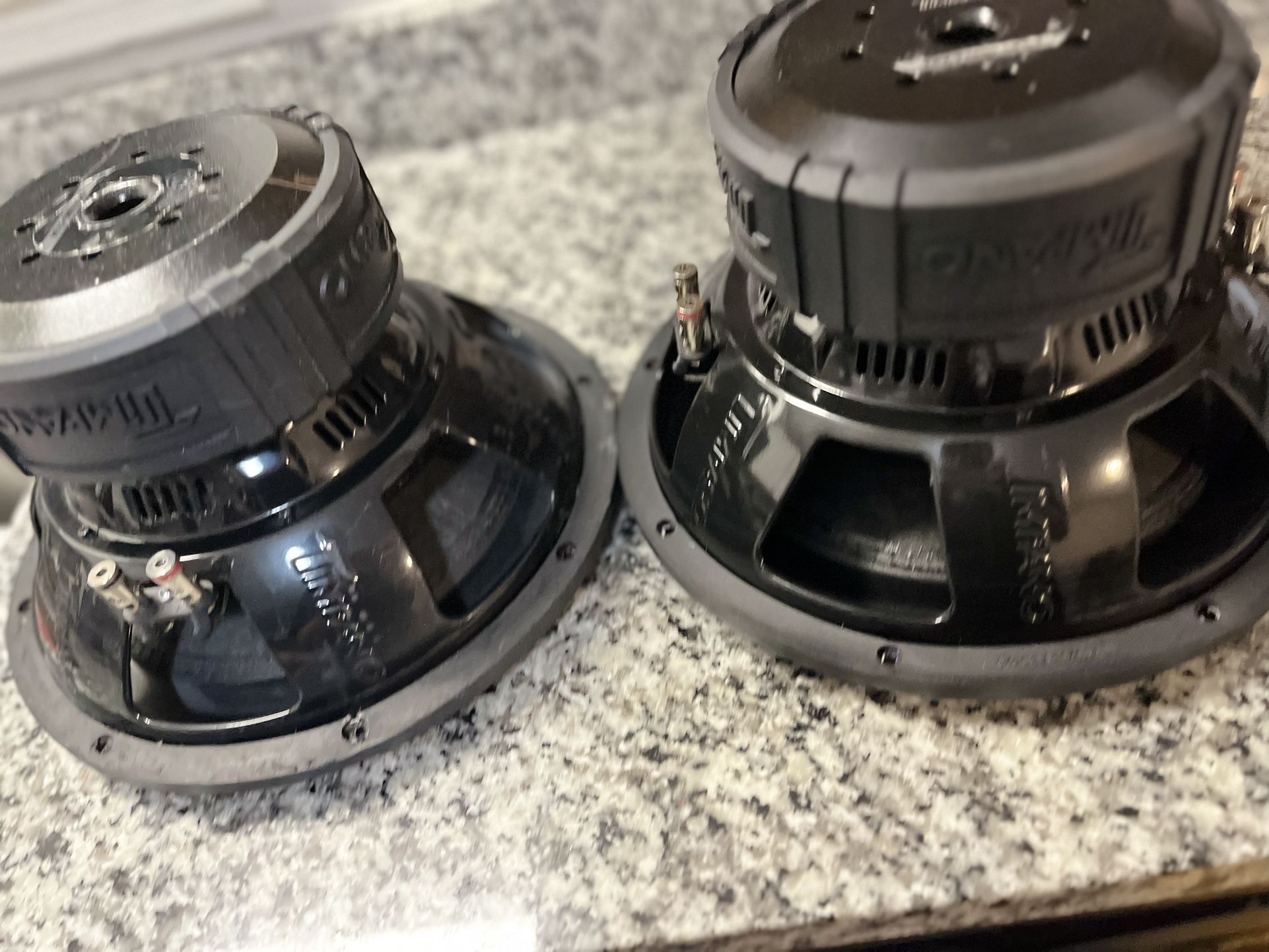 2 12” Subwoofers
