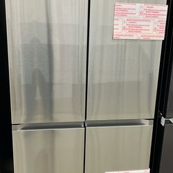 Samsung FlexDoor 4 Door Refrigerator With Beverage Center