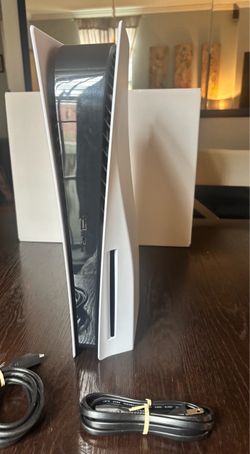PlayStation 5 Console (Excellent Condition)