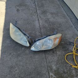 Toyota Corrolla Headlights 