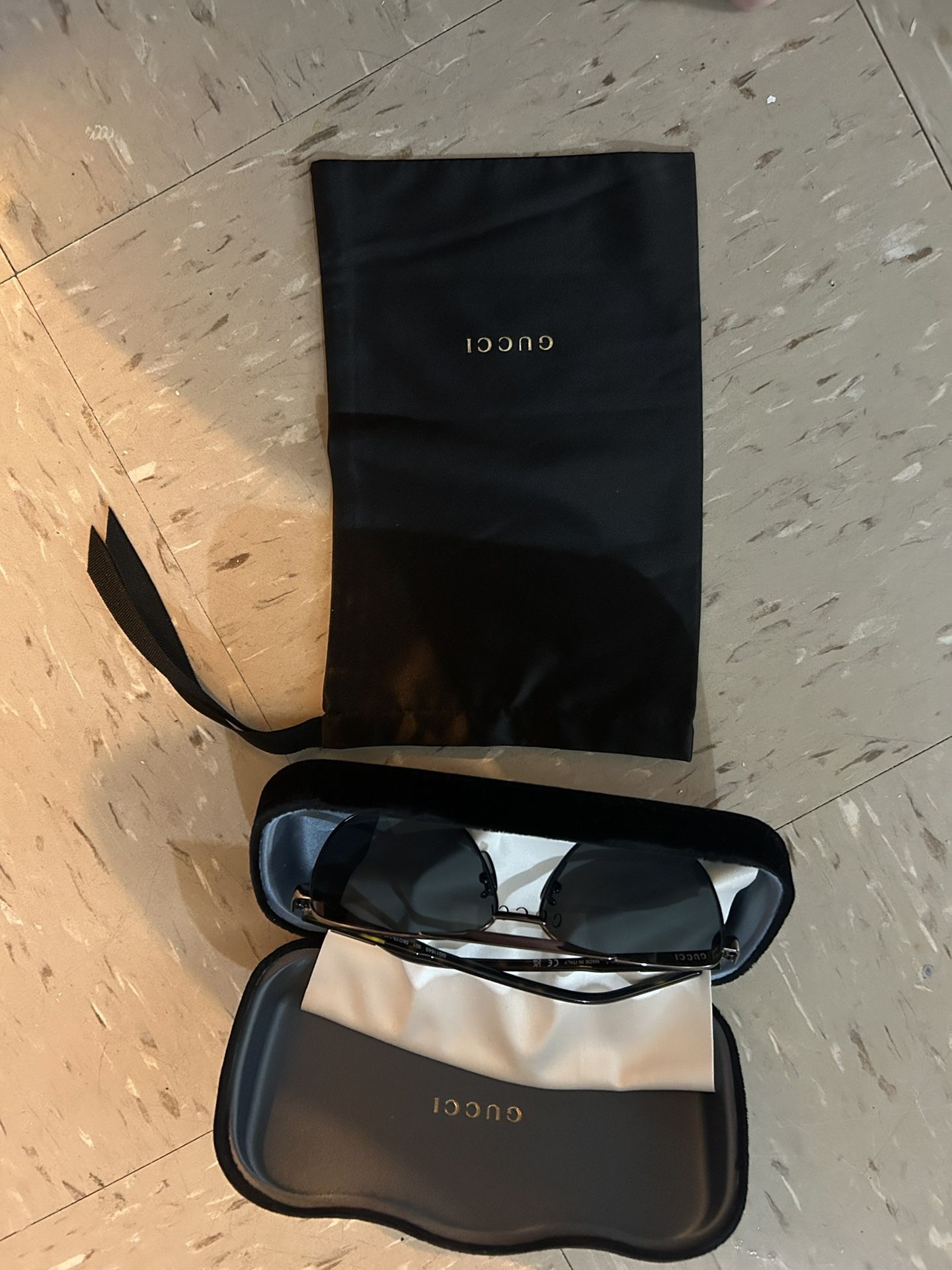 Authentic Men’s Gucci Sunglasses