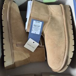 Brand New Women Boots Size 6