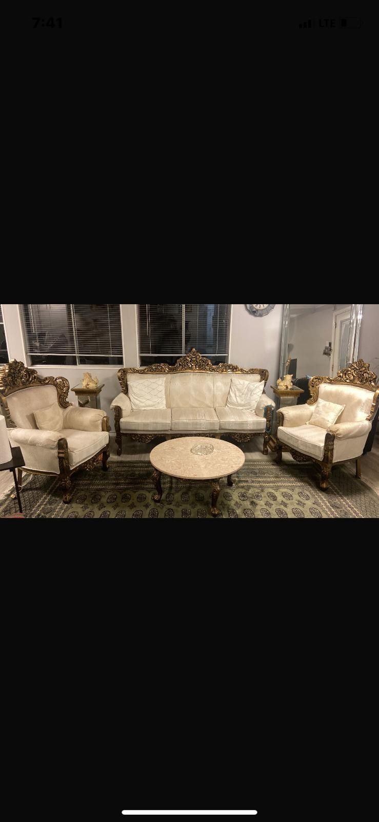 Baroque-style Sofa Set