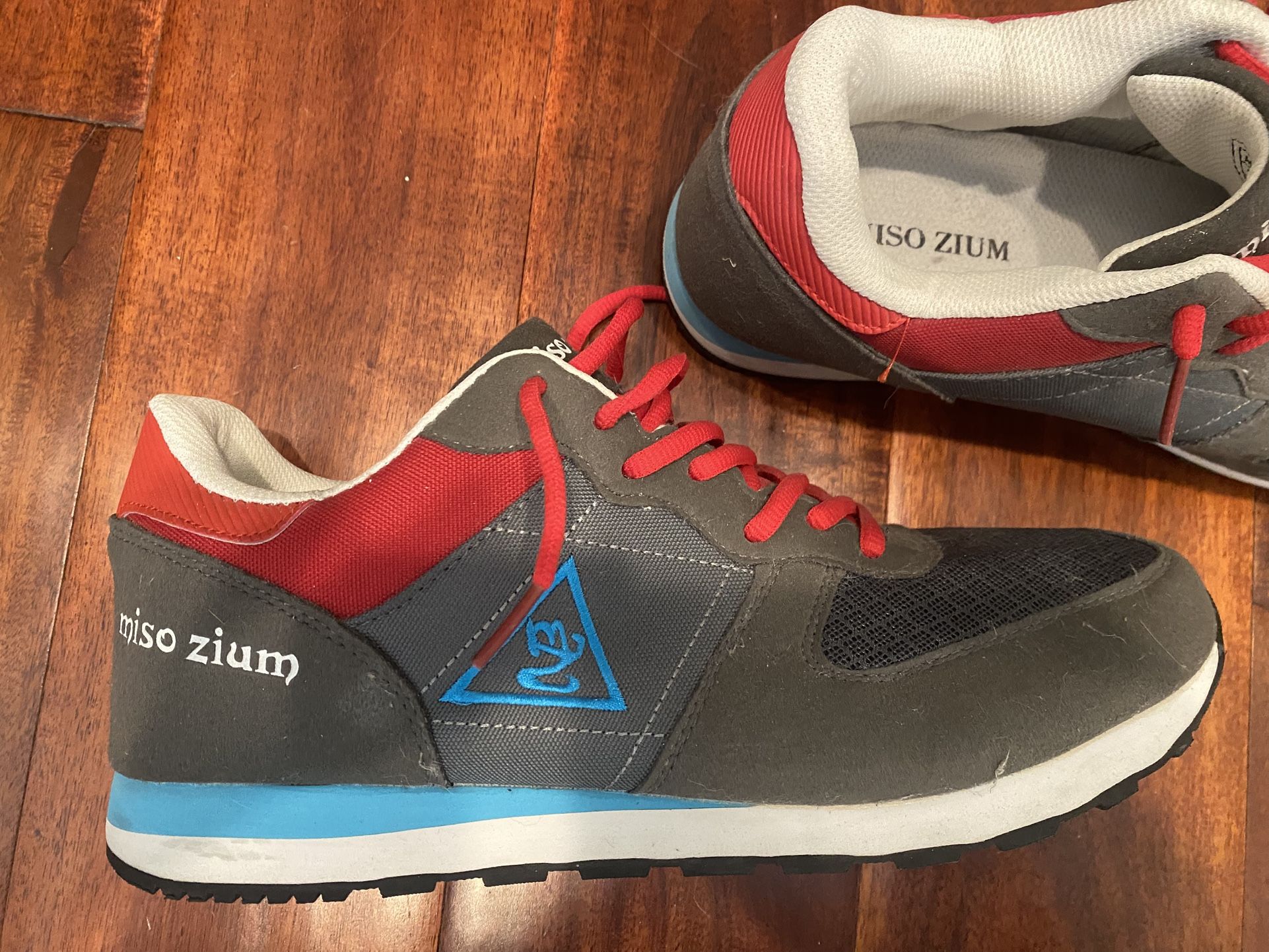 Brand New Athletic Shoes - Miso Zium