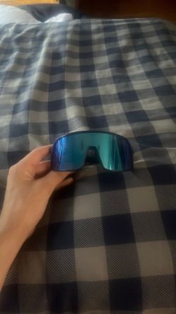 OAKLEYS FOR CHEAP