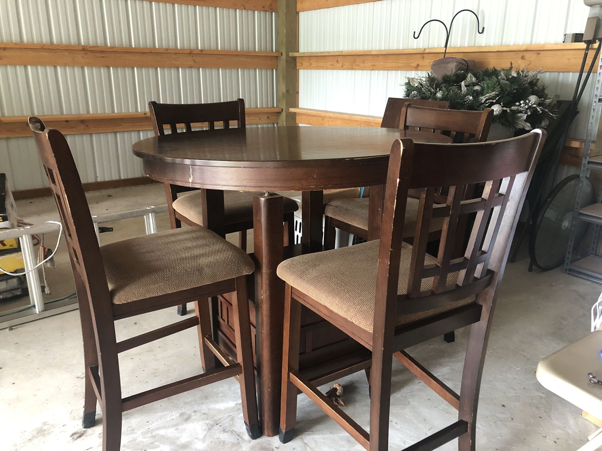 Oak kitchen table, four chairs and a leaf.