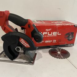 Milwaukee M18 FUEL 18-Volt Lithium-Ion Brushless Cordless Metal Cutting 5-3/8 in. Circular Saw (Tool-Only) w/ Metal Saw Blade