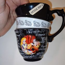 Alice in Wonderland & Mad Hatter Disney Parks Exclusive Triple Stacked Cup MINT CONDITION 