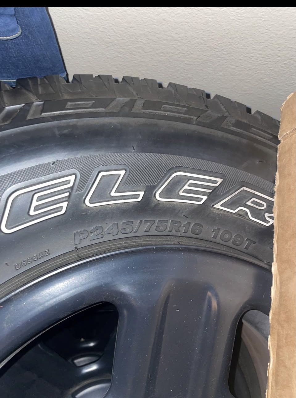Jeep Wrangler Stock Tires 245/75 R16