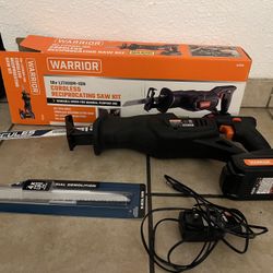 Cordless Reciprocating Saw + 2 Heavy duty blades