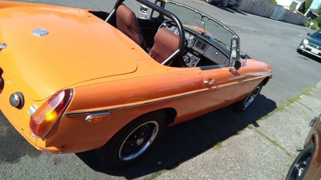 77 MGB Roadster Everything Is New !