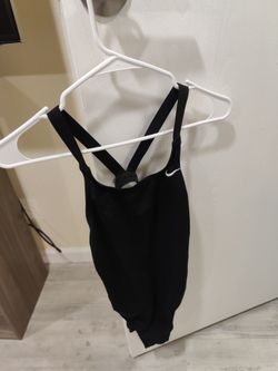 Nike Women's One-Piece Swimsuit – Black, Crossback, US Size 10